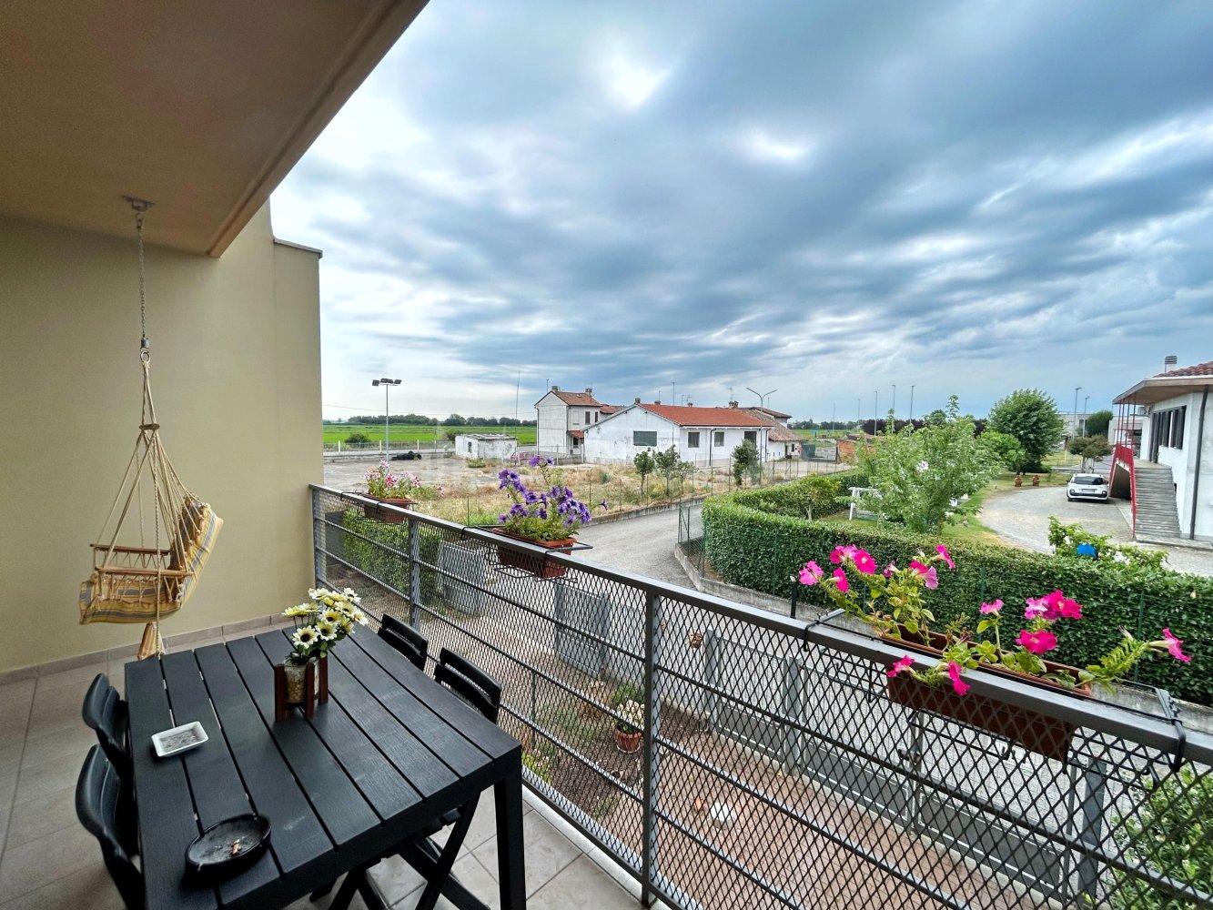 Вилла с 4 комнатами в Линароло, Италия № 112558