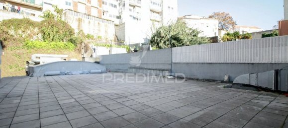 9 bedrooms Building in Coimbra, Portugal No. 146191 3