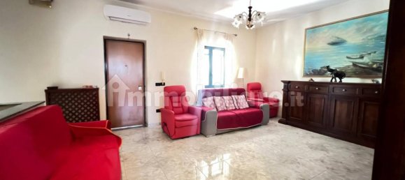 2 Schlafzimmer Villa in Giugliano in Campania, Italy, Nr. 330163 9