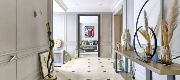 4 bedrooms House in Paris, France No. 179543 18