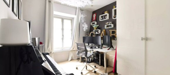 4 bedrooms House in Paris, France No. 179543 38