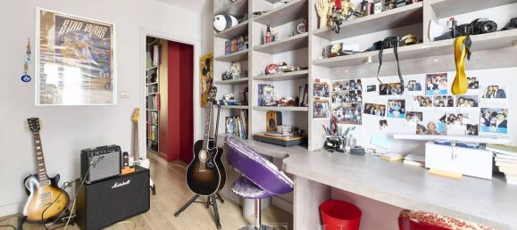 4 bedrooms House in Paris, France No. 179543 36