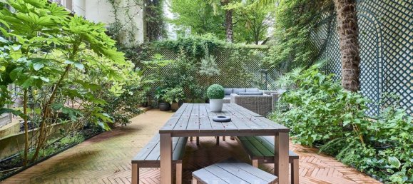 4 bedrooms House in Paris, France No. 179543 44