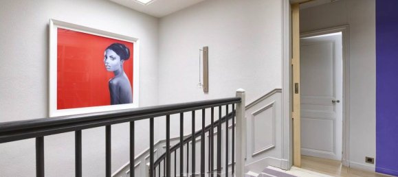 4 bedrooms House in Paris, France No. 179543 26