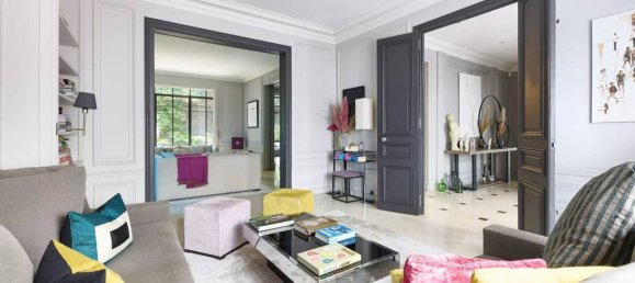 4 bedrooms House in Paris, France No. 179543 13