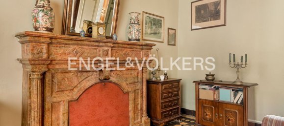 5 bedrooms Apartment in Carrara, Italy No. 322547 11