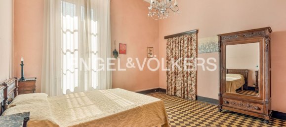 5 bedrooms Apartment in Carrara, Italy No. 322547 12