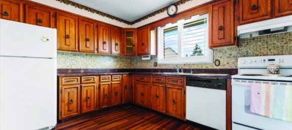 3 bedrooms House in Thorold, Canada No. 885 12