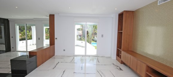 5 bedrooms Townhouse in Marbella, Spain No. 119434 42