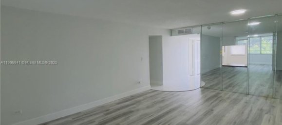 1 bedroom Commercial property for sale in Miami, Miami-Dade, Florida, USA № 614265 7