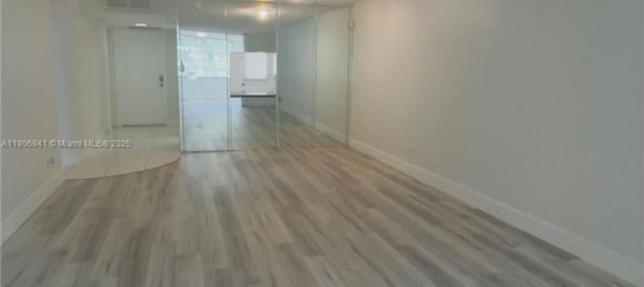 1 bedroom Commercial property for sale in Miami, Miami-Dade, Florida, USA № 614265 4