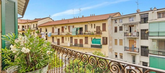 Studio in Milan, Italy No. 318521 12