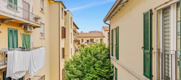 Studio in Milan, Italy No. 318521 41