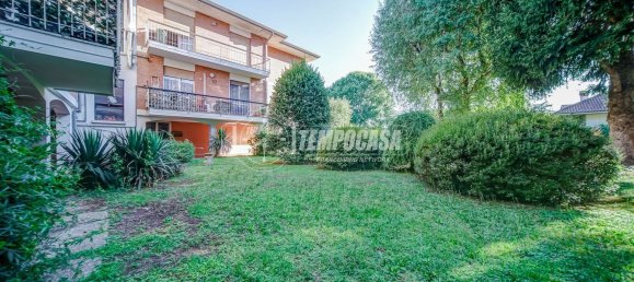 3 rooms Apartment in Castelletto sopra Ticino, Italy No. 280305 25
