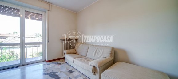3 rooms Apartment in Castelletto sopra Ticino, Italy No. 280305 2