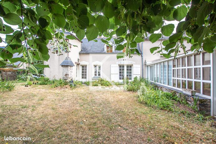 5 غرف نوم منزل في Maine-et-Loire, France رقم 311397