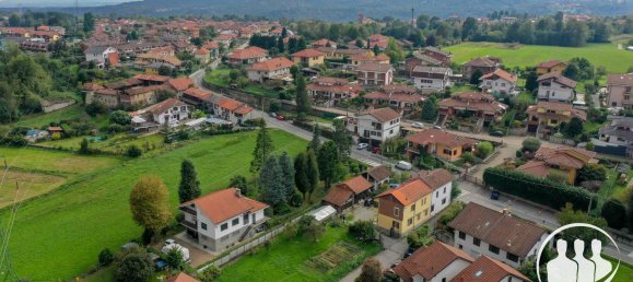 6 rooms House in Fiano, Italy No. 56119 5