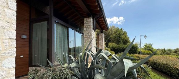 17 rooms Villa in Borso del Grappa, Italy No. 288629 2