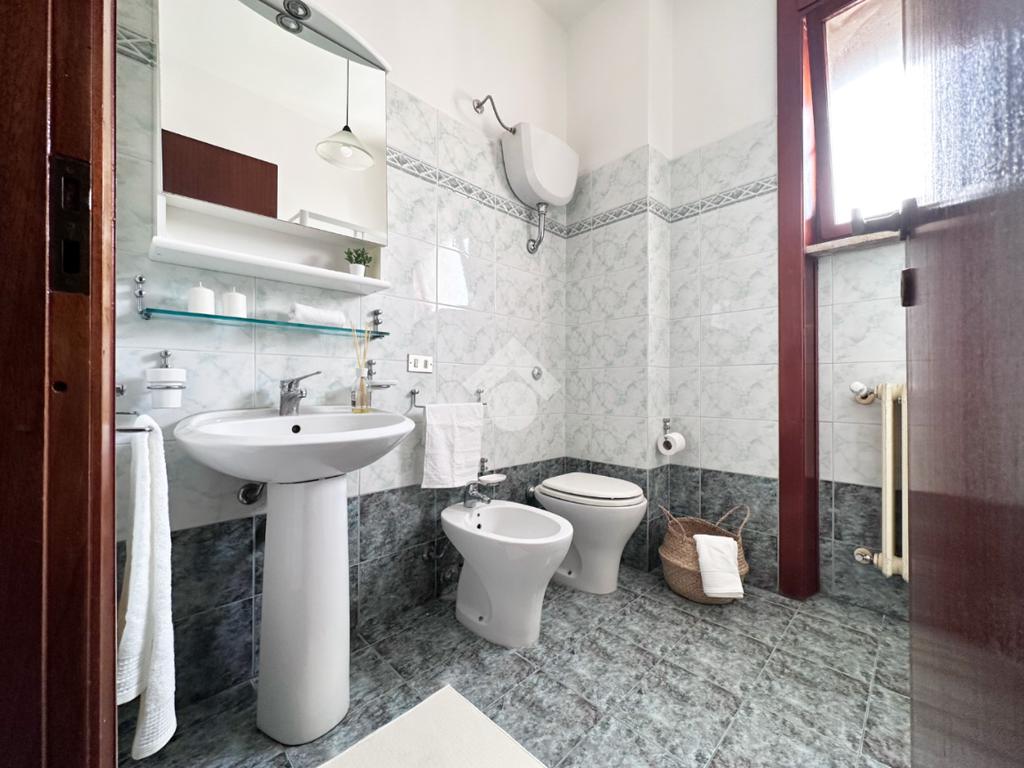 Apartamento de 3 dormitorios en Lecce, Italy No. 287119