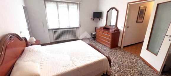 2 rooms Apartment in Malnate, Italy No. 141220 5