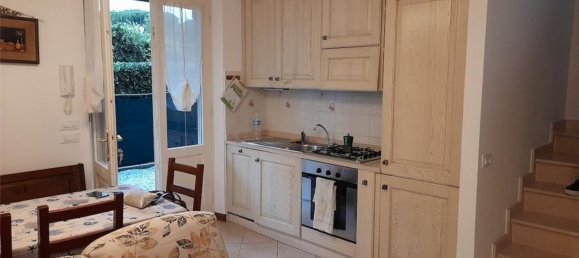 2 rooms Villa in Forte dei Marmi, Italy No. 288229 5