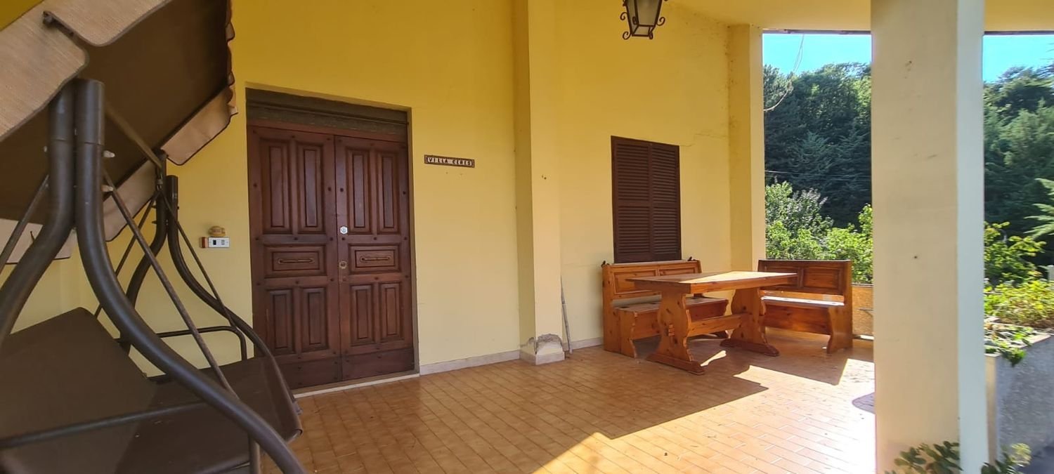 5 Schlafzimmer Haus in Gubbio, Italy, Nr. 335822