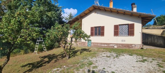 5 Schlafzimmer Haus in Gubbio, Italy, Nr. 335822 5