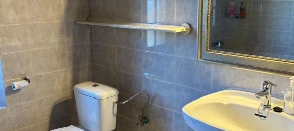 3 bedrooms House in Lleida, Spain No. 184017 21