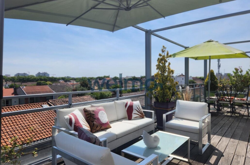 Квартира с 3 спальнями в Бордо, Франция № 340037