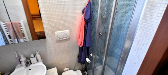 5 bedrooms Apartment in Pistoia, Italy No. 335968 18