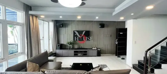 3 bedrooms Penthouse in District 7, Vietnam No. 9966 2