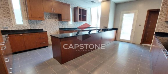 6 bedrooms Villa in The Marina, UAE No. 21869 20