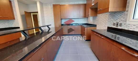 6 bedrooms Villa in The Marina, UAE No. 21869 17