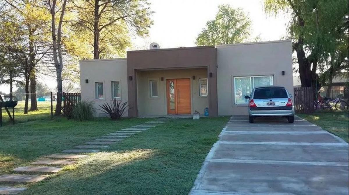 3 Schlafzimmer Haus in Pilar, Argentina, Nr. 77211