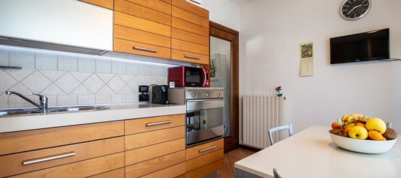 4غرفة منزل ذو طابقين في Abano Terme, Italy رقم 192928 7