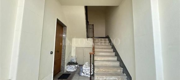 4-salle Appartement à Catania, Italy No. 139266 20