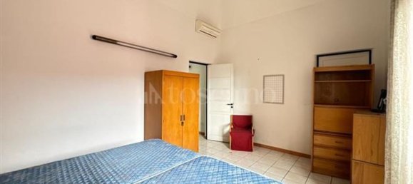 4-salle Appartement à Catania, Italy No. 139266 7
