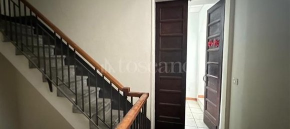 4-salle Appartement à Catania, Italy No. 139266 2