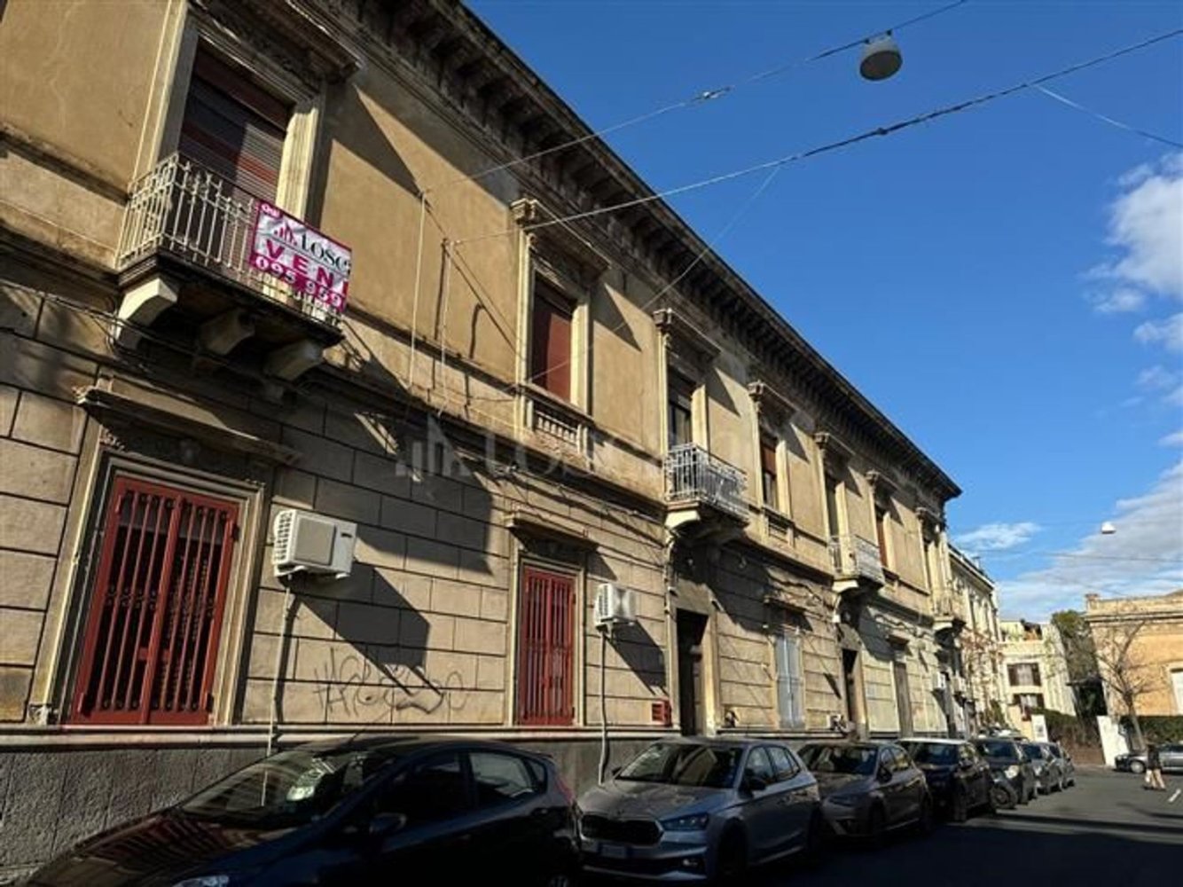 4-salle Appartement à Catania, Italy No. 139266