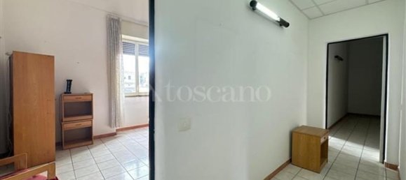 4-salle Appartement à Catania, Italy No. 139266 4