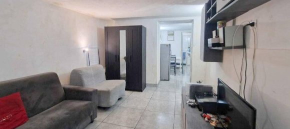 2 rooms Apartment in Naples, Italy No. 36334 2
