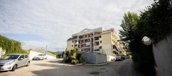 3 bedrooms Apartment in Pontecagnano Faiano, Italy No. 323300 2