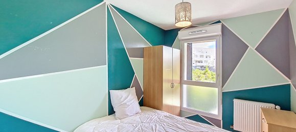 3 bedrooms Duplex in Merignac, France No. 329793 9