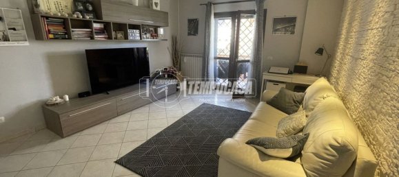 3-Zimmer Doppelhaus in Rome, Italy, Nr. 44909 6