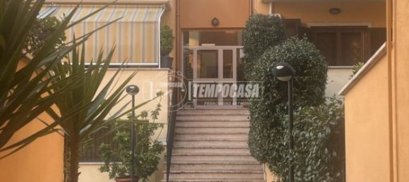3-Zimmer Doppelhaus in Rome, Italy, Nr. 44909 18