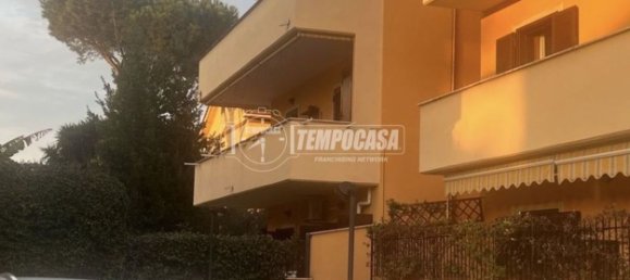 3-Zimmer Doppelhaus in Rome, Italy, Nr. 44909 3