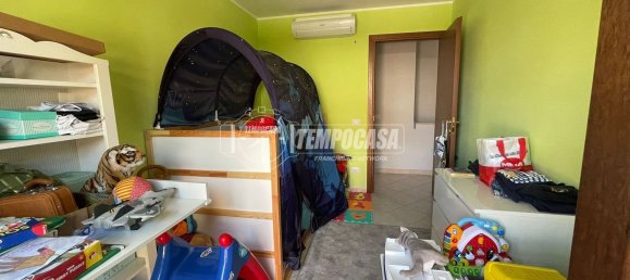 3-Zimmer Doppelhaus in Rome, Italy, Nr. 44909 16