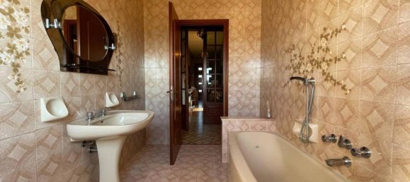 Villa de 12 habitaciónes en Casalmaggiore, Italy No. 32346 12