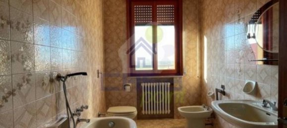 Villa de 12 habitaciónes en Casalmaggiore, Italy No. 32346 13