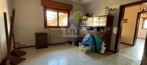 Villa de 12 habitaciónes en Casalmaggiore, Italy No. 32346 17